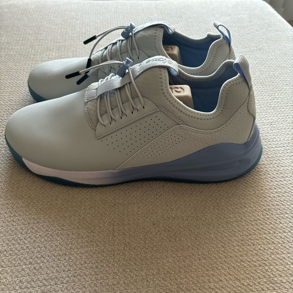 Clove Women’s Core Classic Grey Matter Slip Resistant Sneaker - Picture 15 of 16